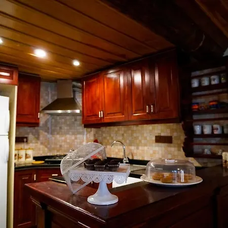 Tarihi Guelsuen Hanim Konagi Guest house