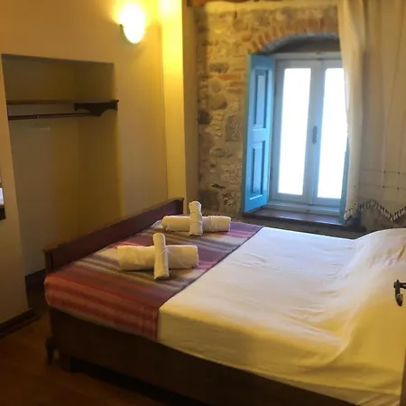 Guest house Tarihi Guelsuen Hanim Konagi Ayvalik