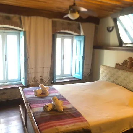 Tarihi Guelsuen Hanim Konagi * Ayvalik